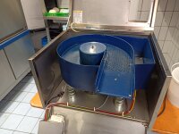 Wartung der Besteckpoliermaschine